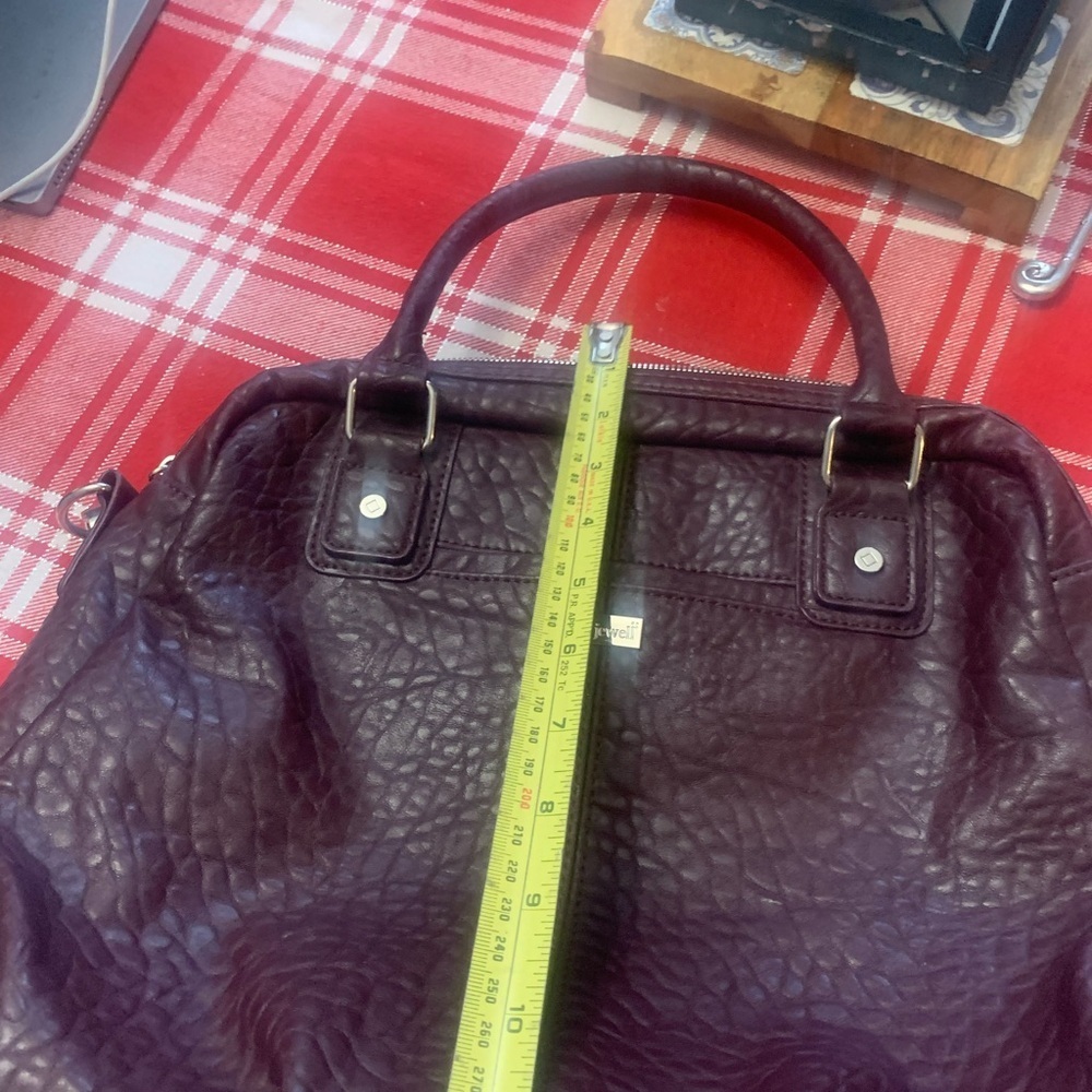 Vintage Leather Tote in Rich Purple - Picture 4 of 13